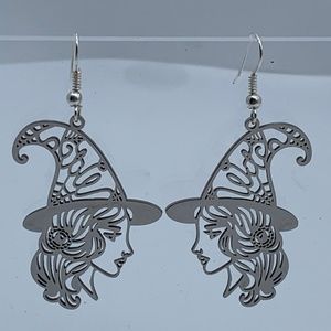 NWT. Handmade Witch Face and Hat Pierced Dangle Earrings!
